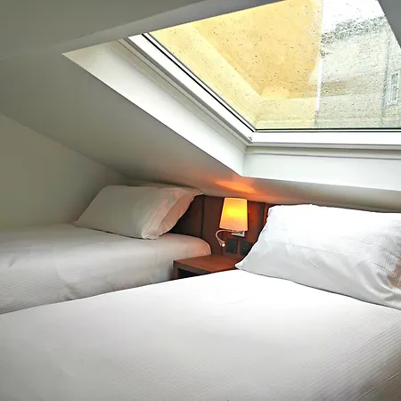 Hotel & Monsigny Nice